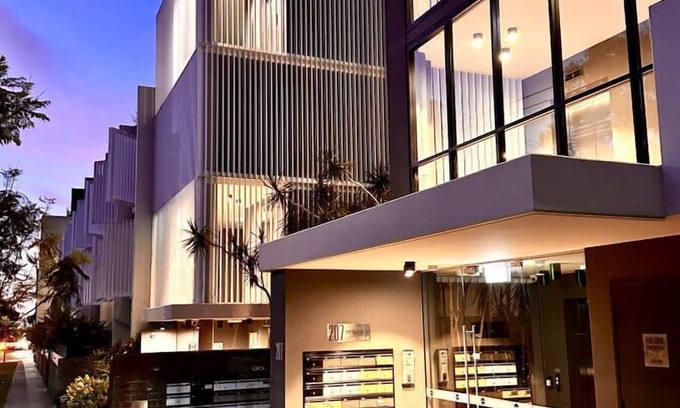 Randwick Apartment | Recover@Luxe Modern Randwick Abode with elevator
