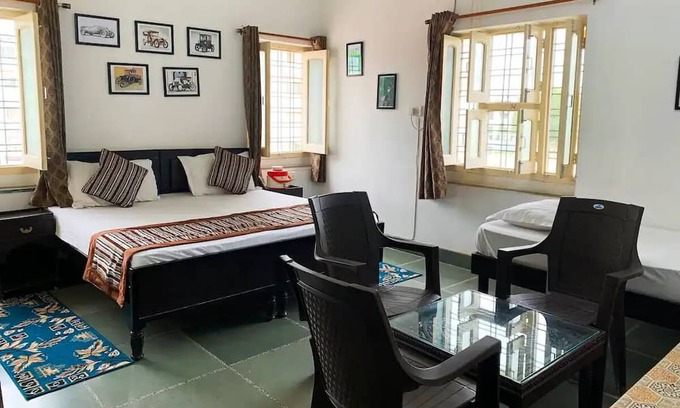 Udaipur Apartment | Interconnected Four Bed Room Gadh Ganesh Homestay