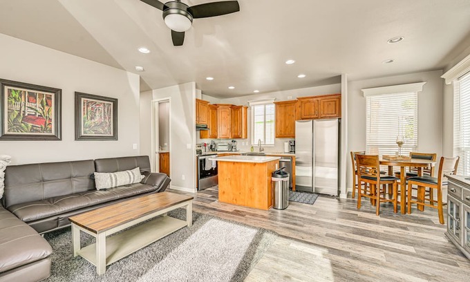 Yuma House | Yuma Home w/ Fire Pit & Outdoor Community Pool!