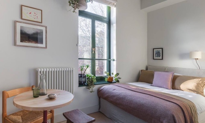 Riverside Apartment | Bermondsey Studio #36
