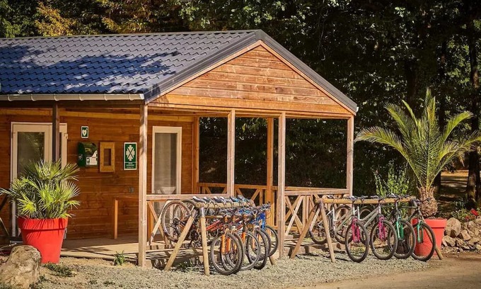 La Boissiere-de-Montaigu House | Camping Heart of Vendée*** - Classic 4-room mobile home for 6 people