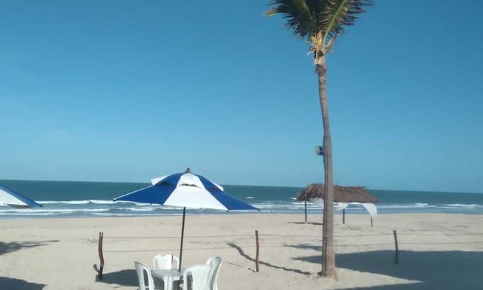 Beberibe House | "Pé na Areia - Casa de Praia: Seu Refúgio à Beira-mar Agora ao Alcance!"