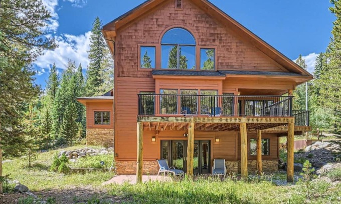 Breckenridge House | Welcome to Kindred Luxury Chalet in Breckenridge Hot Tub Pets Full Redesign