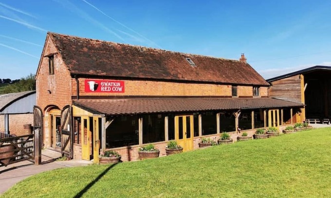 Longtown House | The Granary at Gwatkin Red Cow