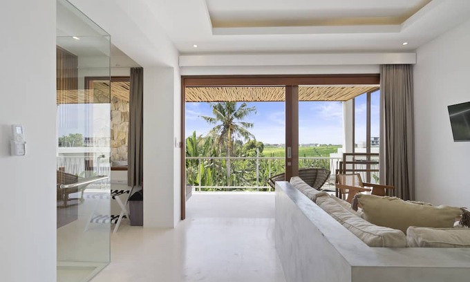 Tanjungbenoa Apartment | Cozy Apartment w/Sunset View & Balcony in Canggu