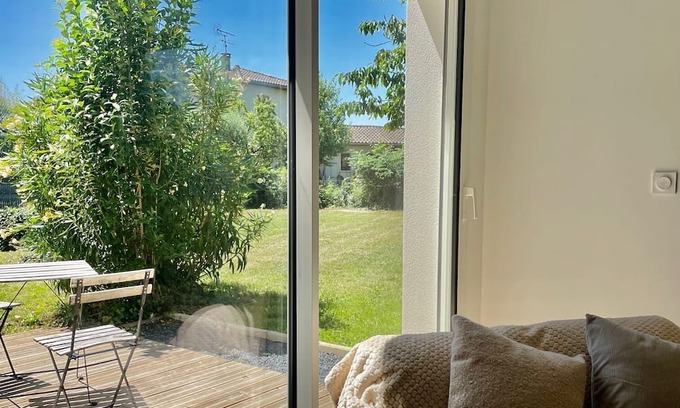Saint-Sulpice House | Maison Cosy 4 Personnes Avec son Jardin