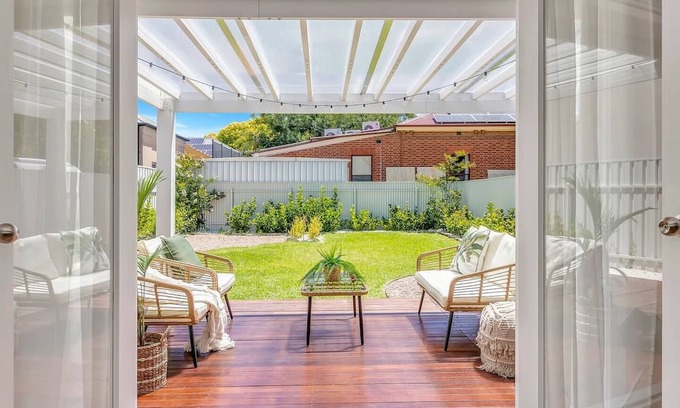 North Adelaide Apartment | Enchanted Blooms A Gorgeous Colonial Cottage