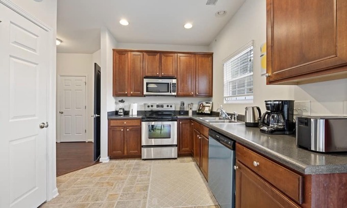 Durham House | Downtown Bliss on Suncrest Ct #41973