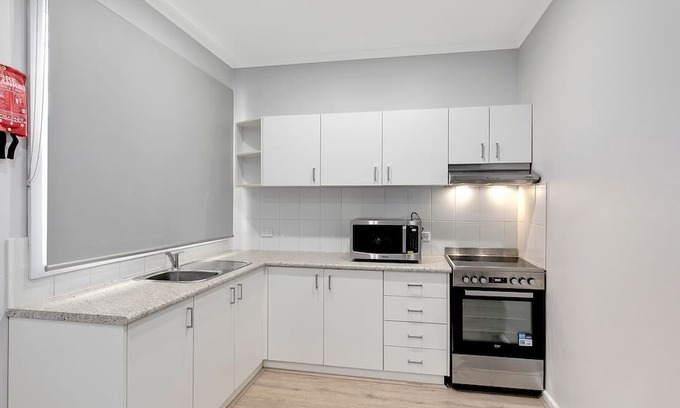 Long Jetty Apartment | By The Lake - 100 metres to Tuggerah Lakes