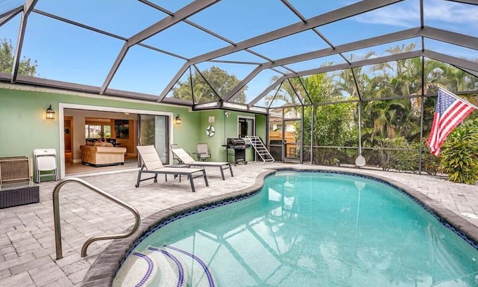 McGregor House | Heated Pool Home Close to Historic Ft Myers