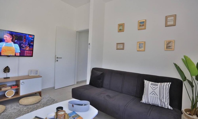 Kyrenia District Apartment | Stunning Seaview Haven 3 min to Beach in Lapta