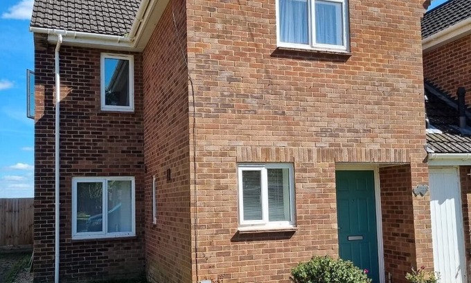 Chettisham House | Pets Welcome - Military TLA