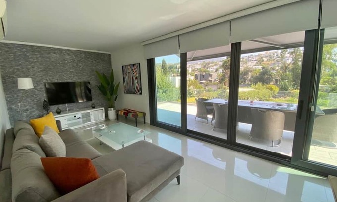 Dagbelen Apartment | 2 Bedroom Flat In Yalikavak 5 Minutes Walking Distance to the Sea