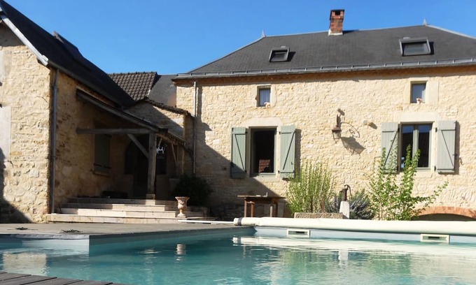 Salviac House | Tisane, Magnifique et Spacieuse Maison de Caractère Avec Piscine Privative