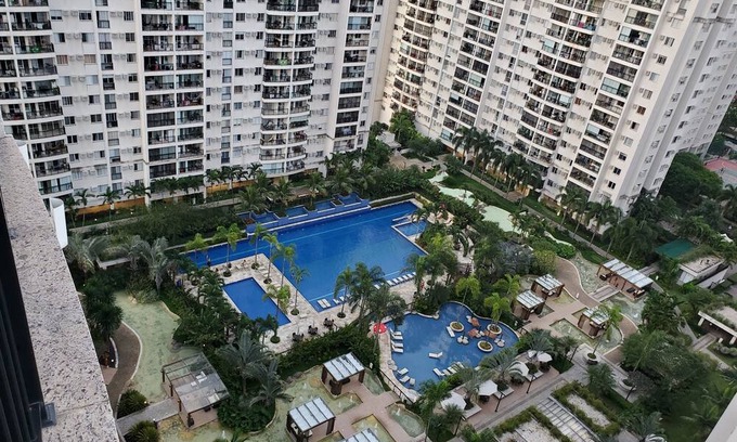 Jacarepagua Condo | Resort Oasis in The City .