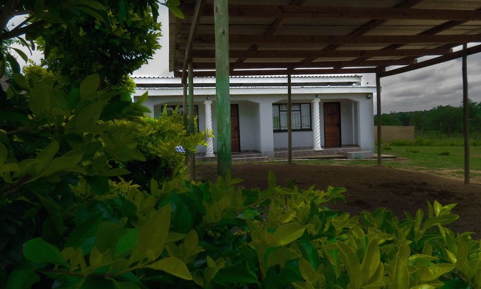 Siphofaneni Cabin | Asphumule Lodge