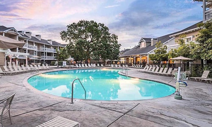 Santa Rosa Resort | 🌟Luxury awaits you! Wine down and relax ! 🌟