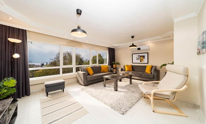Kaleici Apartment | Missafir Exquisite Flat Near Hadrian's Gate