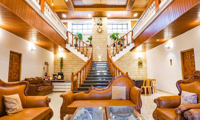 Bhilar Hotel | Fabhotel Highland Park