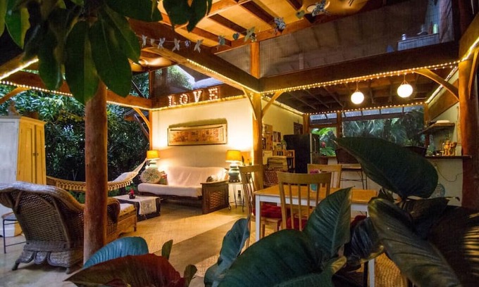 Honaunau-Napoopoo Cottage | Magical Bohemian Retreat near Kealakekua Bay