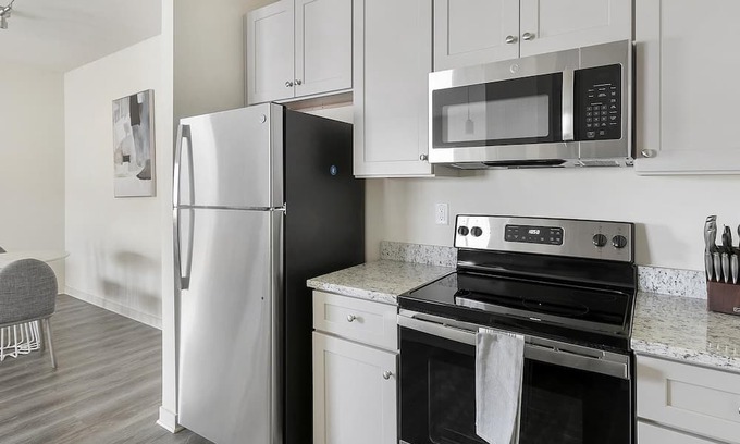 Fort Worth Apartment | Modern Apartment in Prime Location (ID1401X785)