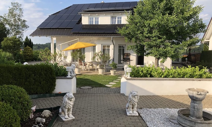 Biberach an der Riss House | Exclusive single-family house with garden and sauna for 2 to 6 people