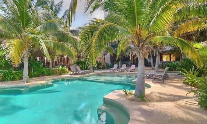 Bouvet Island House | Apartamento Puerta del Sol - Yucatan Home Rentals