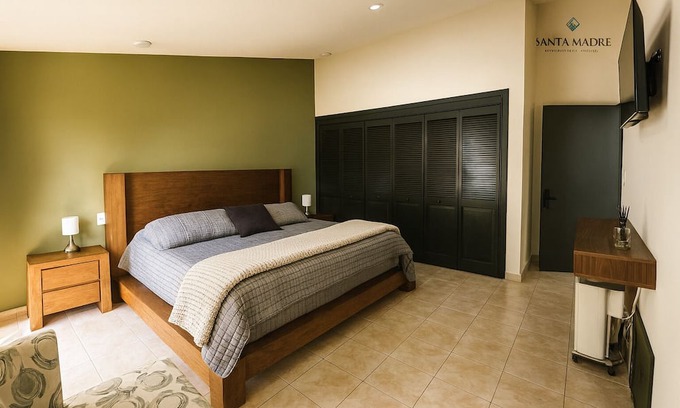 San Luis Potosi Bed & Breakfast | Enchanting bed & breakfast with AC in San Luis Potosí