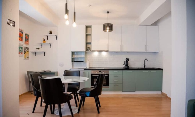 Ohrid Apartment | Charming 1-bedroom apartment in lovely Ohrid with AC/Neer Lake