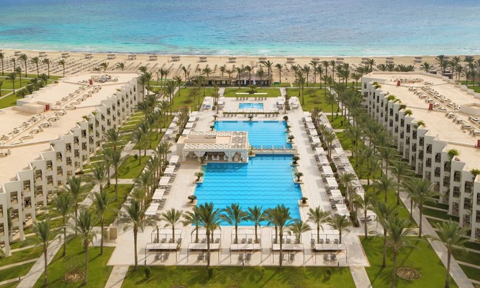 Marsa Matruh Hotel | Stylish Room Experience Near Almaza Bay Perfect for Family Fun - Free Breakfast