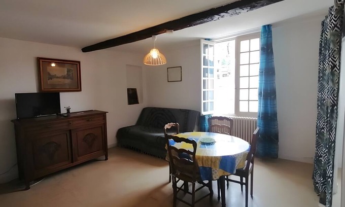 Castellane Apartment | Apartment '3rd Floor' with Wi-Fi