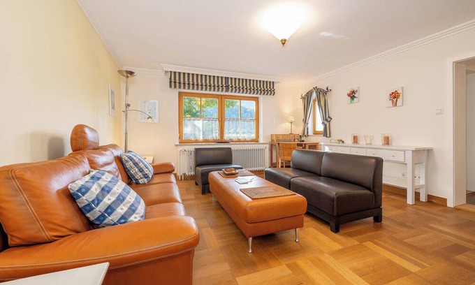 Schleching Apartment | Sylt vacation home Achendamm four separate bedrooms and bathrooms