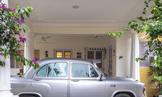 Bullawala Villa | Restored Heritage Villa | Vintage Car Ride | Prime Rajpur - Dehradun