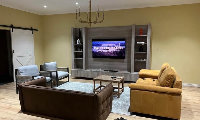 Blantyre House | Elegant 4-bedroom bungalow in Blantyre Malawi - The Cozy Nook