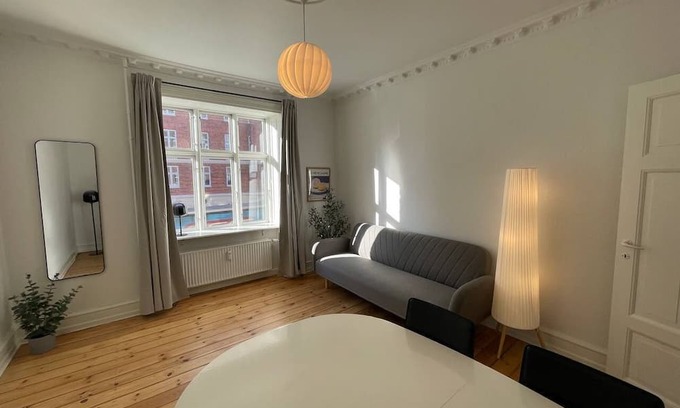 Valby Apartment | L - Gammel jerne 19,1