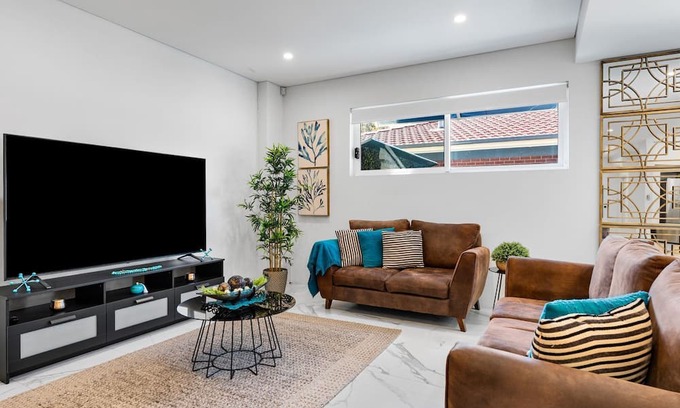 Lidcombe House | Modern House near Sydney Olympic Park