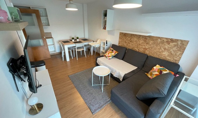 Requejada Apartment | Apartment between Waves and Meadows with Mountain Views and Private Terrace