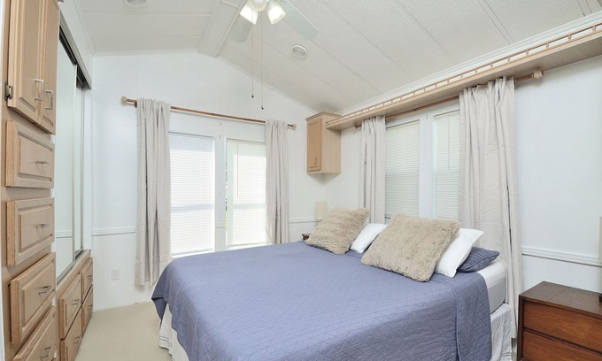Winter Garden House | Just Renovated! Cozy 2BR Close to Disney