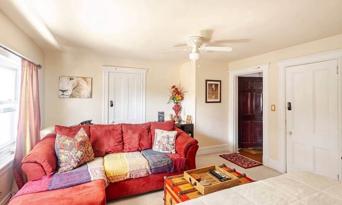 Montclair Apartment | Charming Apt Walkable to Shop, Eat & NYC Transport