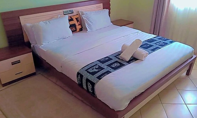 Hospital Apartment | Milimani Apartment F16 & J12