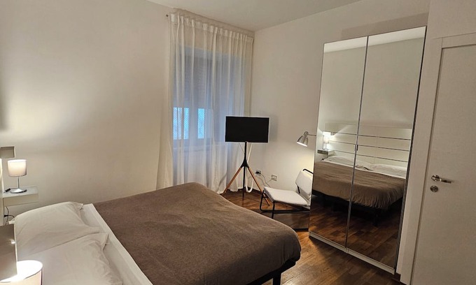 Potenza House | Double or Twin - Private Bathroom Inside