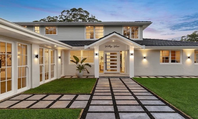 Matcham House | YARRIMBAH - Idyllic Coastal Estate with Private Pool & Spa
