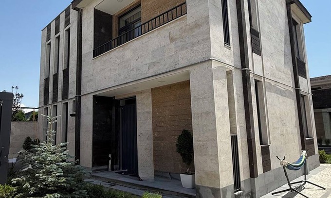 Oshakan House | Family House