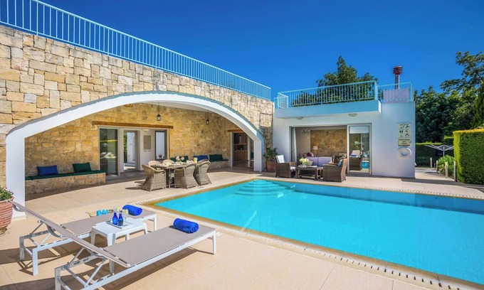 Giolou Villa | Villa Stephanos - Three Bedroom Villa, Sleeps 6