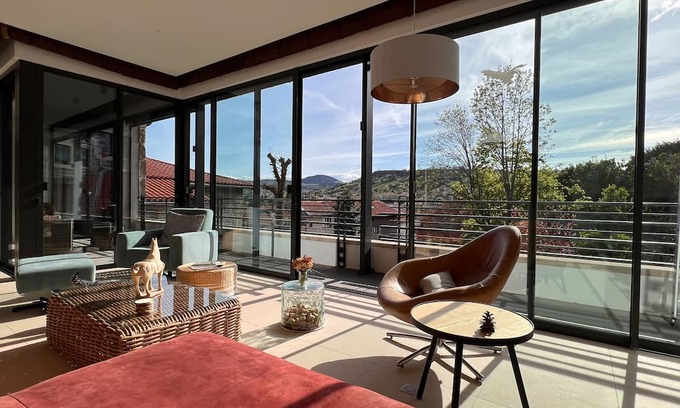 Le Puy-en-Velay Apartment | 5-star apartment, upper town, Le Puy