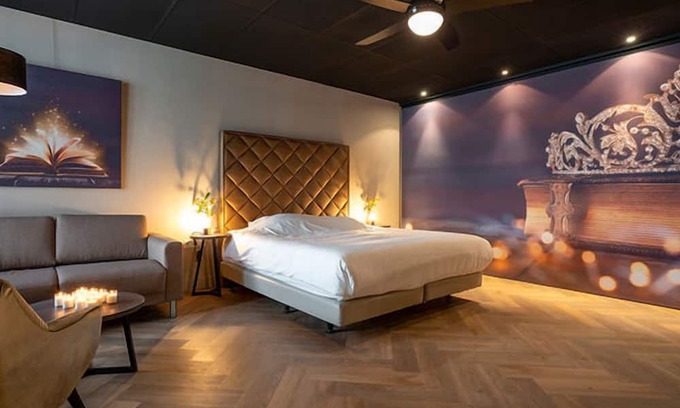 Made House | Nature-Lover’s Haven by Biesbosch & Birdwatching Sites | Historic Attractions