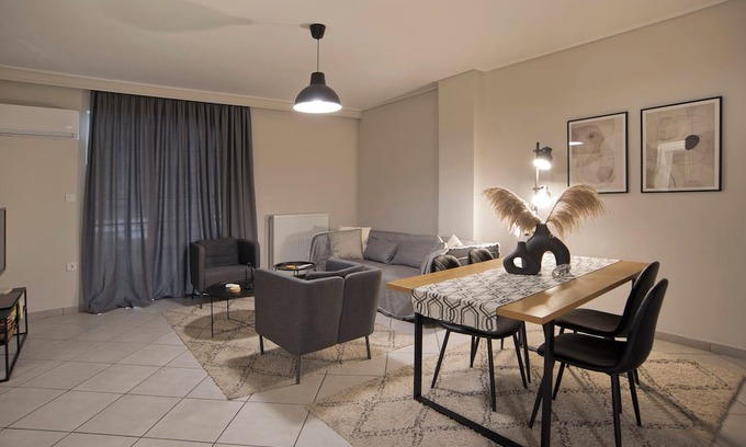 Peiraiki Apartment | Denimou Home Luxurious 2BR Fully Equipped, Balcony
