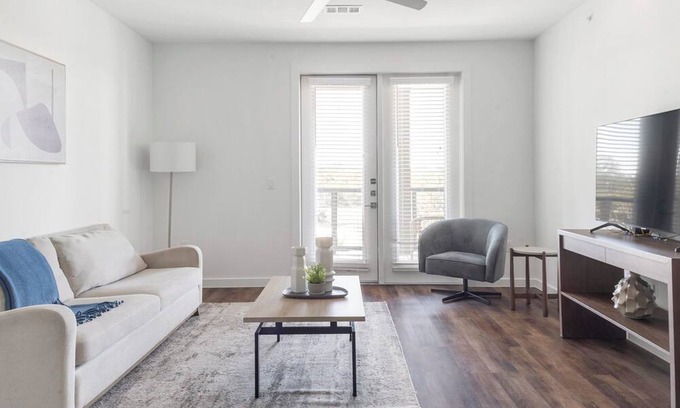 Austin Apartment | Artesian 1BD 18 - One Bedroom Apartment, Sleeps 2