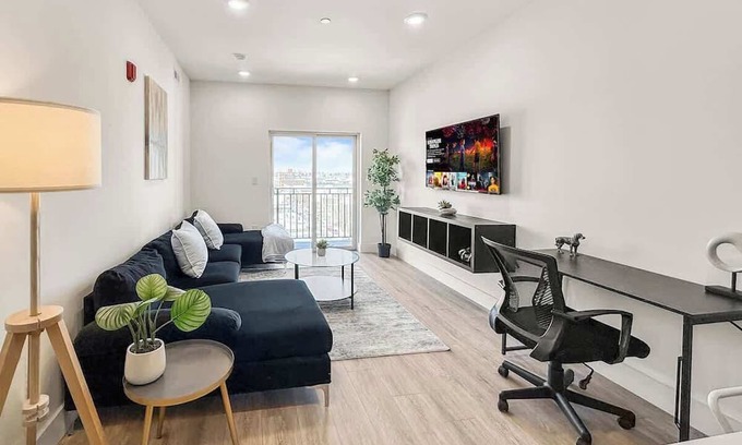 Olde Richmond Apartment | Cozy 1BD Apt | Fishtown | Gym & Pool