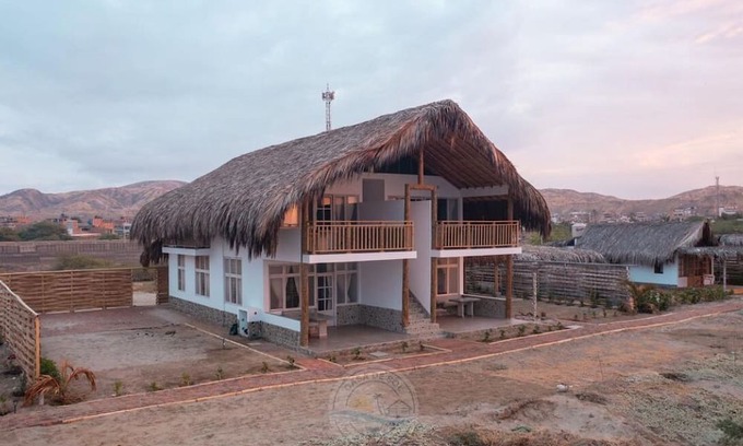 Mancora Apartment | Apartment 5 minutes from downtown Mancora. View and direct access to the sea